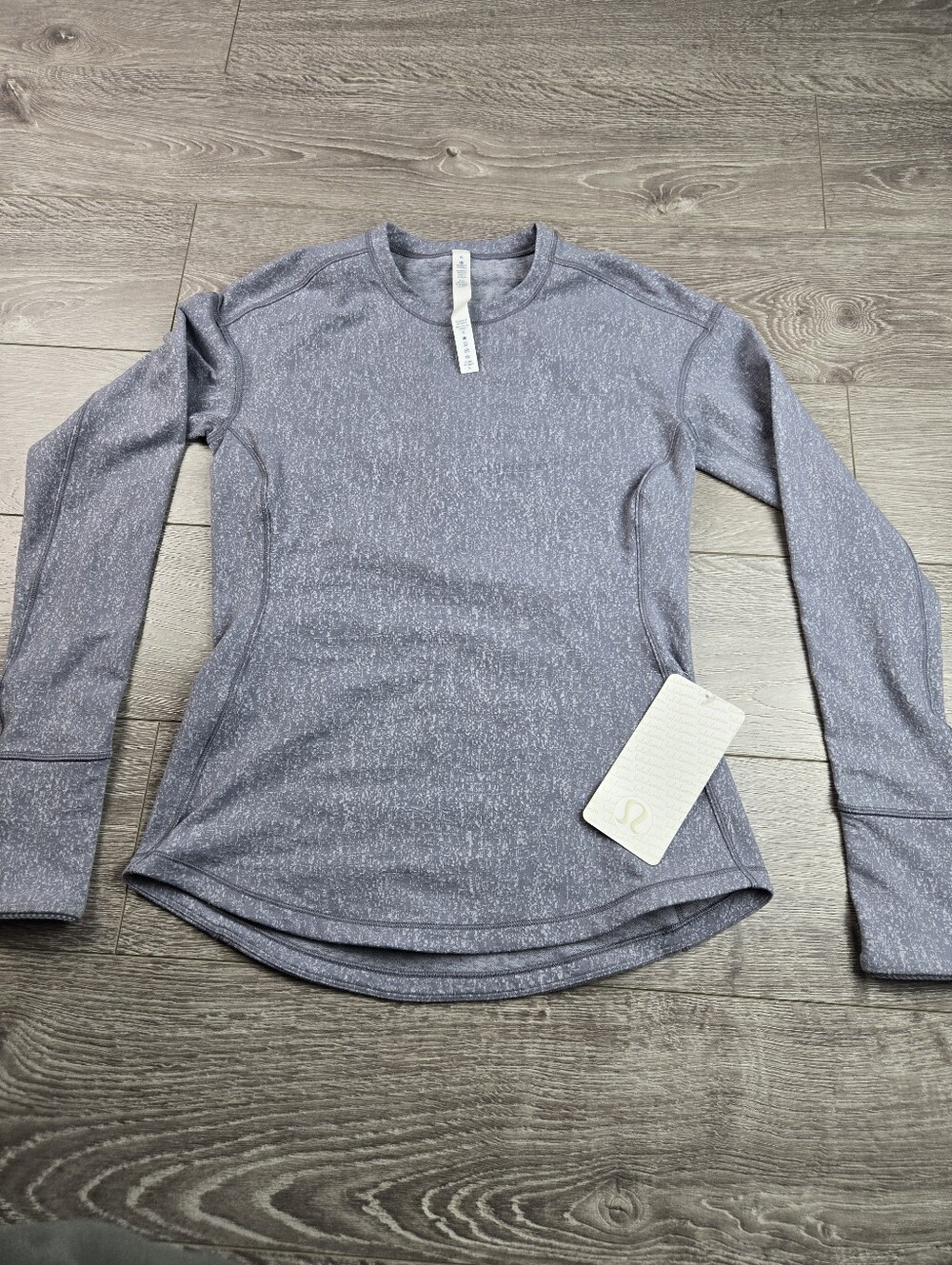BNWT lululemon Womens Long Sleeve Pullover Sz 4